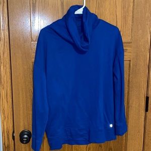Blue pull over